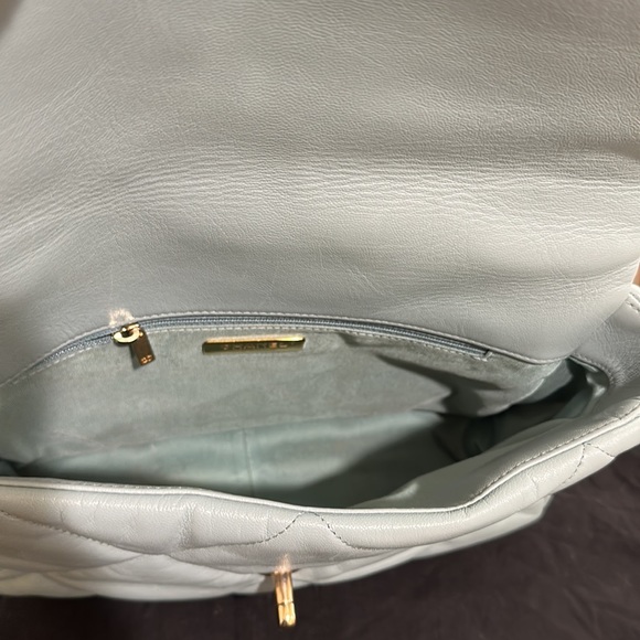 Chanel Lambskin Quilted Large Chanel 19 Flap Light Blue - Picture 8 of 9